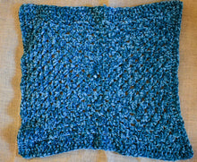 Load image into Gallery viewer, Blue Velvet Crochet Cat Mat
