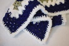 Load image into Gallery viewer, Navy & Fuzzy White Cat Mat