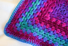 Load image into Gallery viewer, Nebula Blue &amp; Purple Crochet Cat Mat
