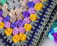 Load image into Gallery viewer, Purple & Blue Patchwork Cat Mat