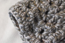 Load image into Gallery viewer, Charcoal Sky Crochet Cat Mat