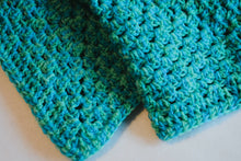 Load image into Gallery viewer, Aqua Blue and Pear Green Gradient Cat Mat