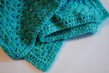 Load image into Gallery viewer, Aqua Blue and Pear Green Gradient Cat Mat