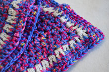 Load image into Gallery viewer, Blue &amp; Pink Confetti Crochet Cat Mat
