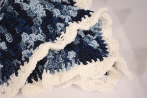 Shelled Navy Blues Cat Mat