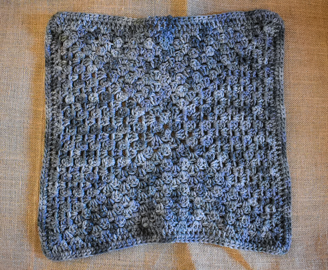Gradient Gray Crochet Cat Mat