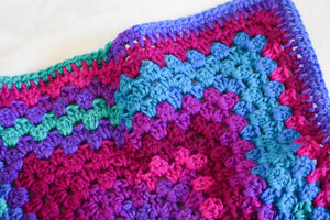 Nebula Blue & Purple Crochet Cat Mat