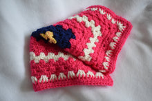 Load image into Gallery viewer, Bright Pink and Navy Crochet Cat Mat
